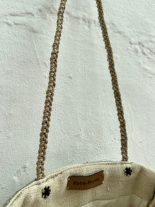 “The ortiga i henna bag”