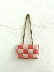 “The rubia i cotxinilla chess bag”