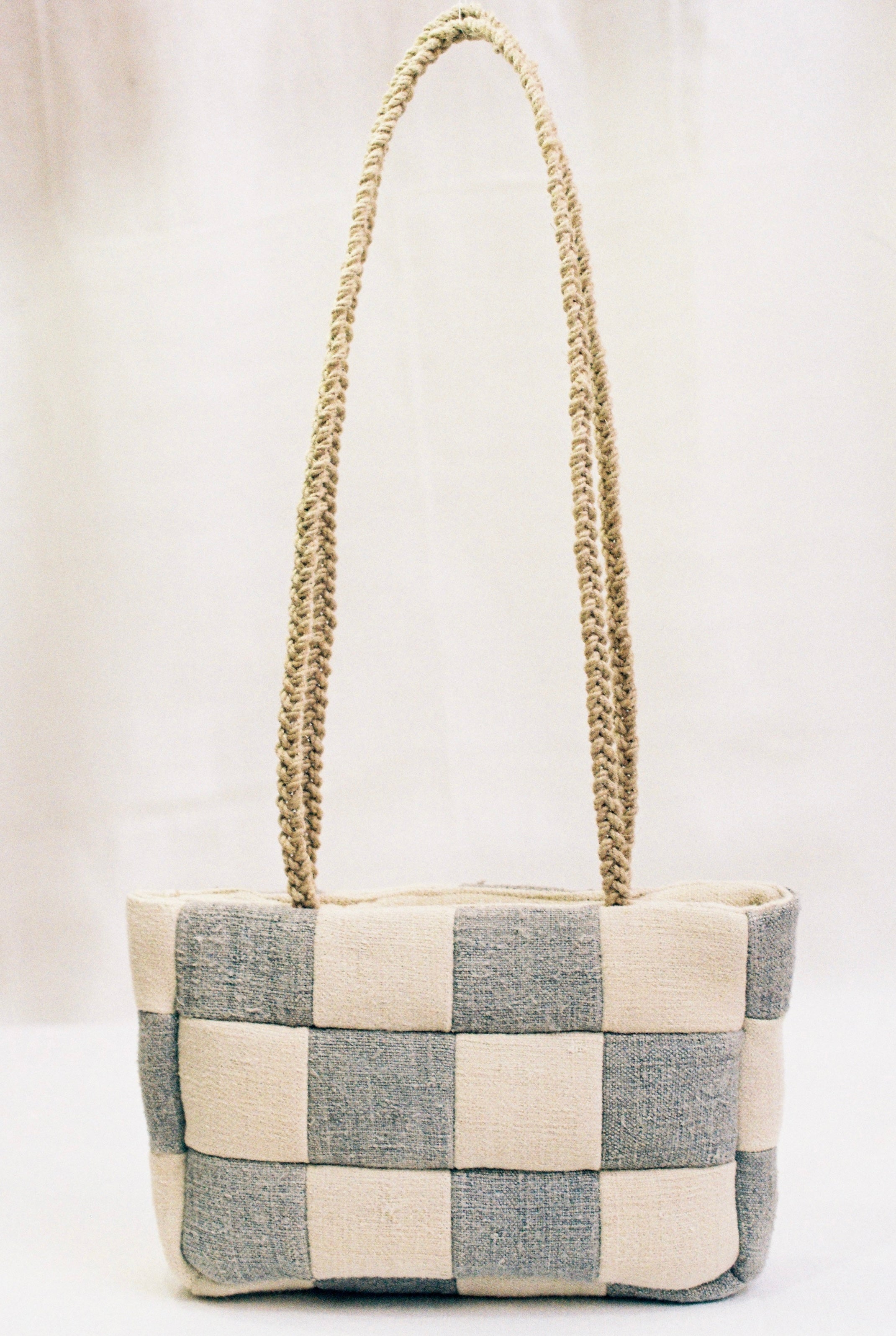 “The ortiga i henna bag”